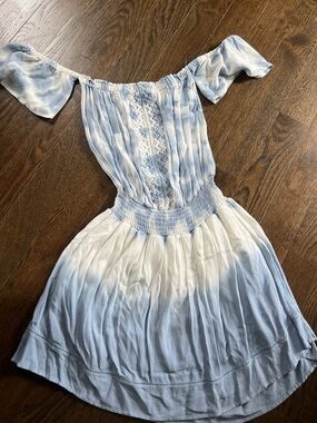 Off-Shoulder Tie-Dye Sundress in Light Blue and White